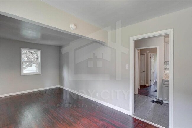 Foto del edificio - 3422 Kinnear Ave