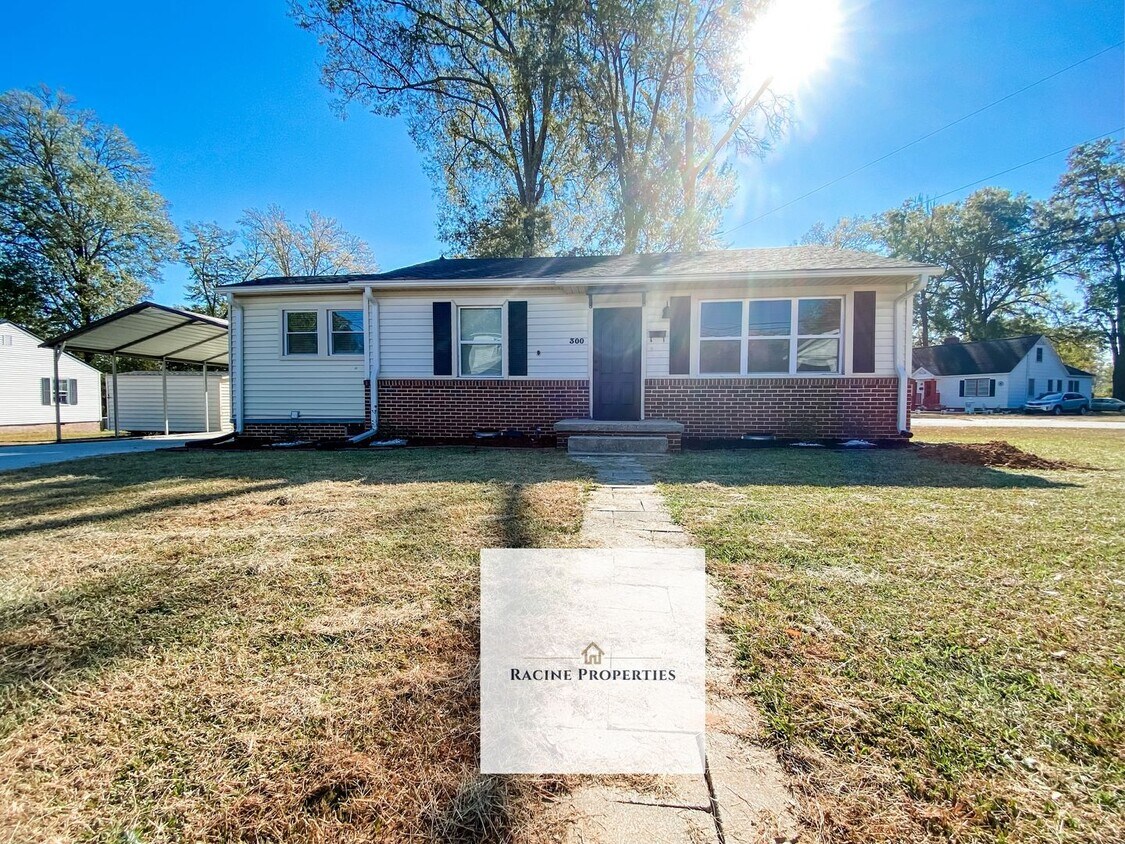 Foto principal - Cozy Two Bedroom Located Near Downtown Cli...