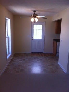 Building Photo - 110 Cambridge Cir