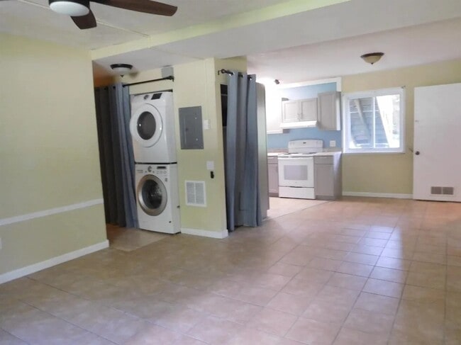sala de estar/comedor - 51 Shelter Valley Rd