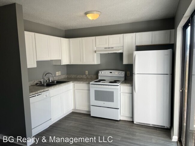 Building Photo - 2 br, 1.5 bath House - 1708 Fox Run Dr Apt 2