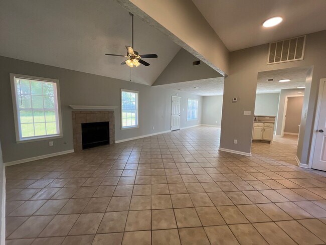 Foto del edificio - 619 Gettysburg Dr