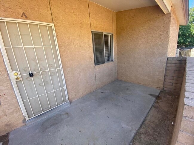 Building Photo - 1905 Karen Sue Pl