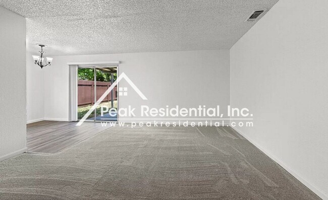 Building Photo - 4154 Englewood St