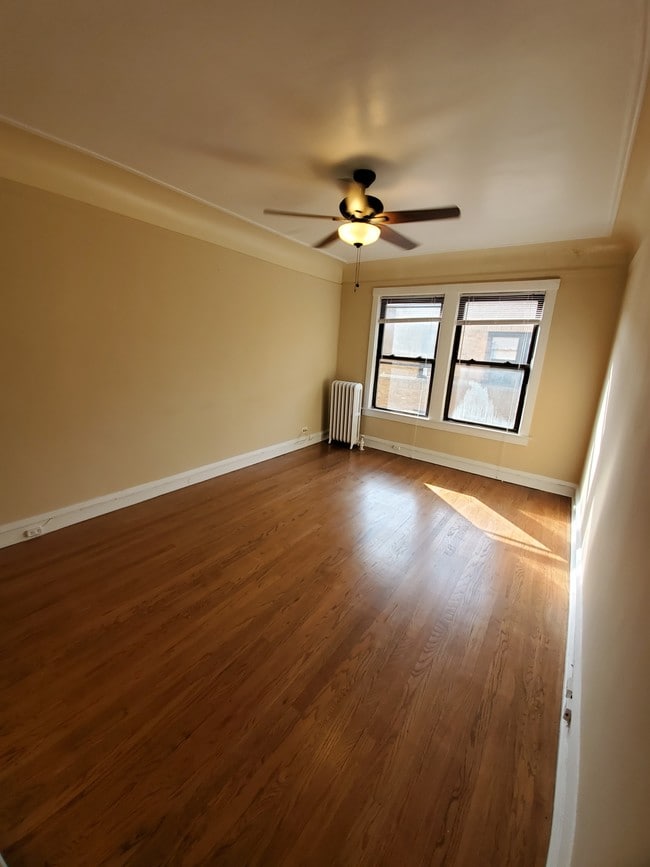 Building Photo - 6520 N Glenwood Ave