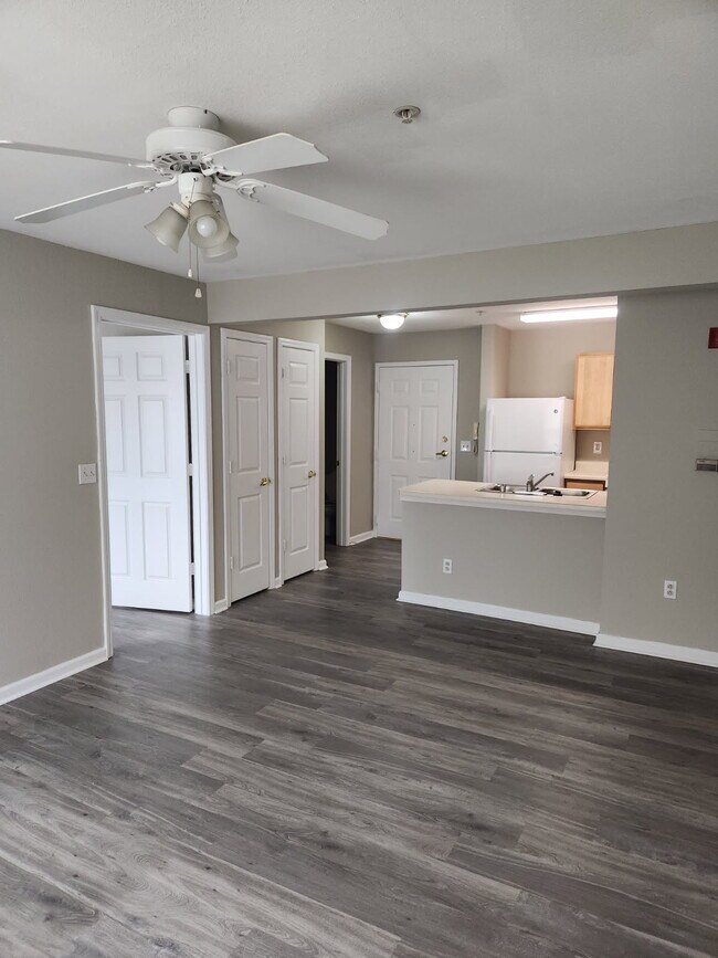 Foto del edificio - Senior Community-Franklin Place Apartments