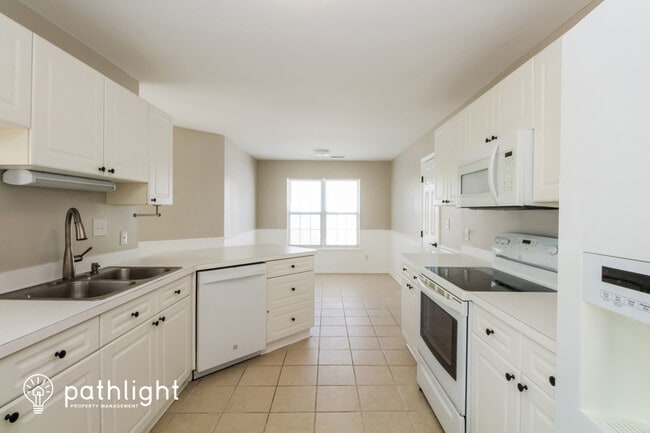 Building Photo - 4422 Barcelona Ln., Little River, SC, 29566
