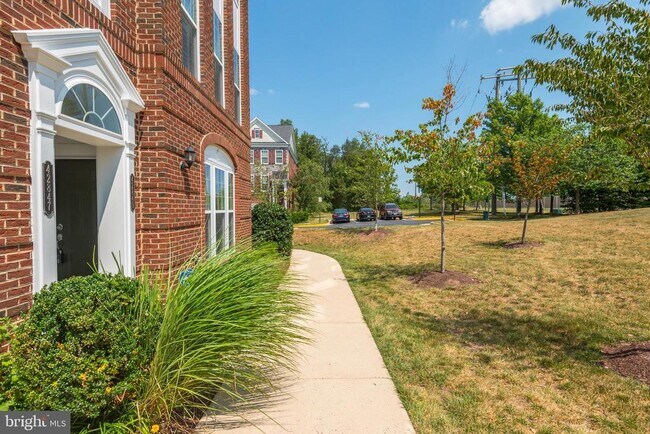 Foto del edificio - 42849 Burrell Square