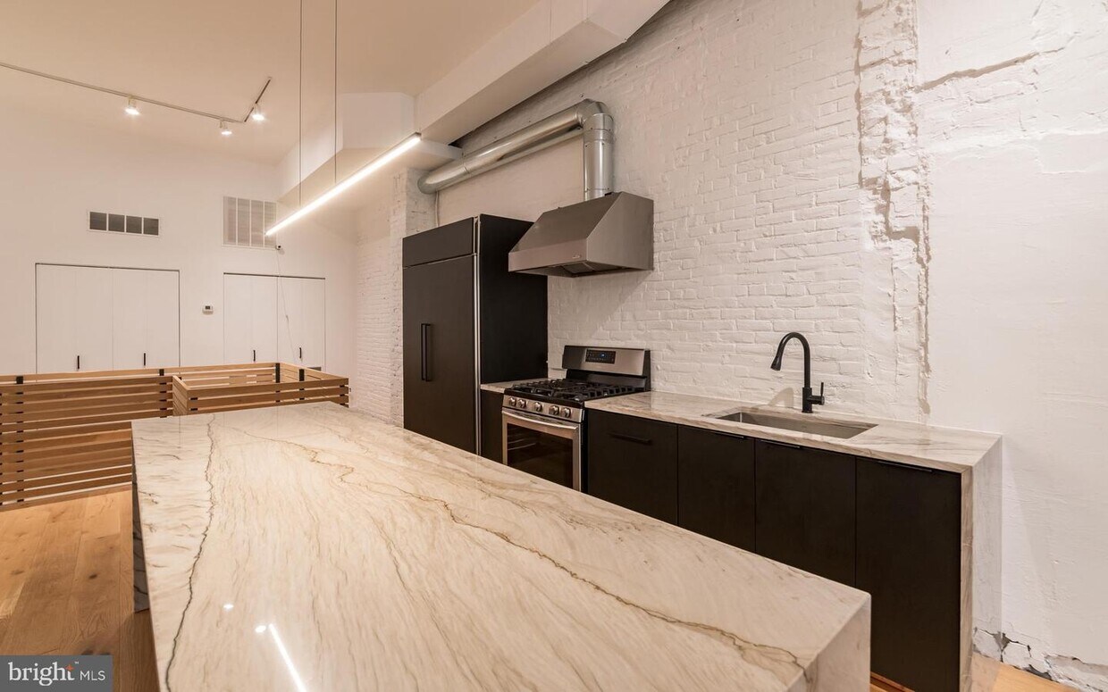 Foto principal - 829 N 2nd St