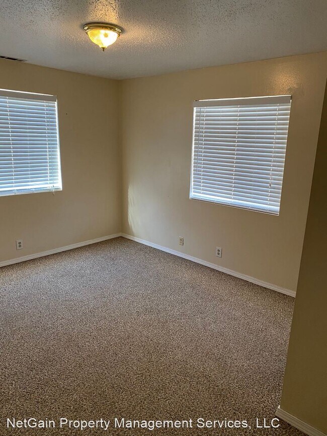 Building Photo - 3 br, 1 bath House - 67 N 300 W