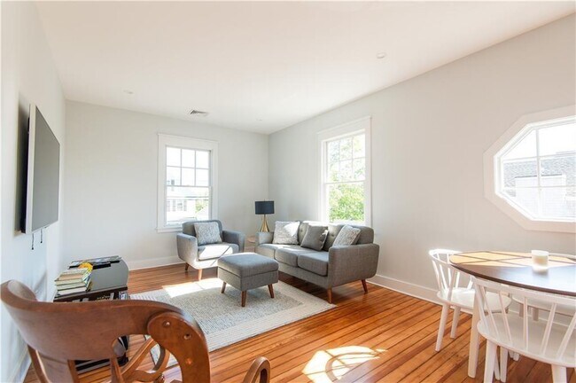 Foto del edificio - 34 Harrison Ave