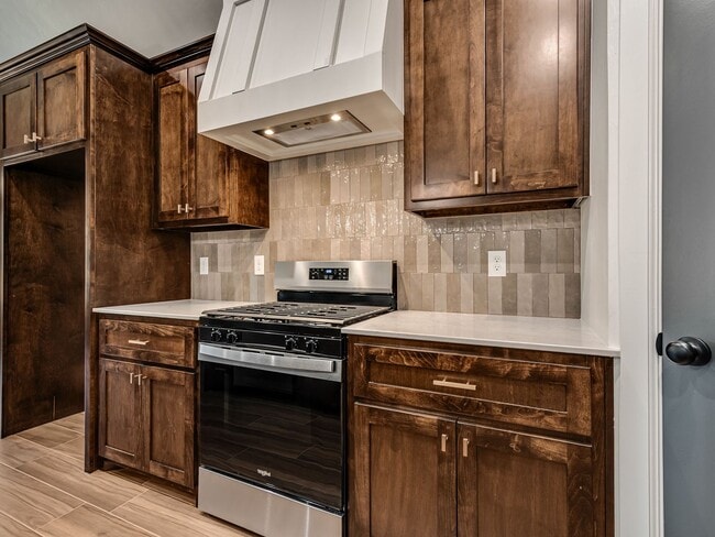 Building Photo - Brand New Home in Noble!