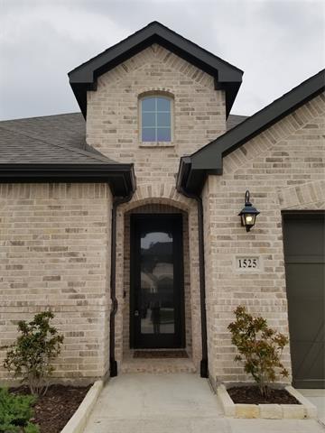 Foto del edificio - 1525 Wild Indigo Dr