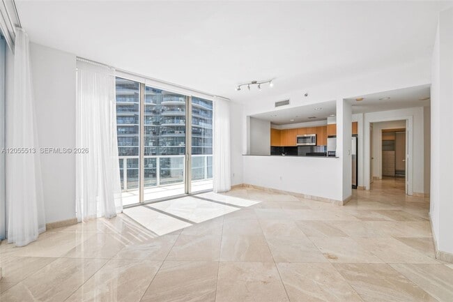 Building Photo - 1050 Brickell Ave