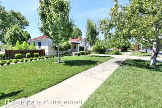 Building Photo - 3 br, 1.5 bath House - 1580 51St Street