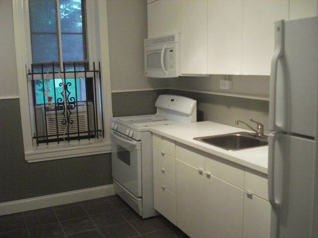 Cocina - 2404 Parrish St