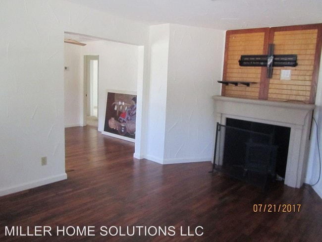 Building Photo - 814 NW 48th St