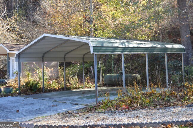 Building Photo - 750 Joe Speed Rd