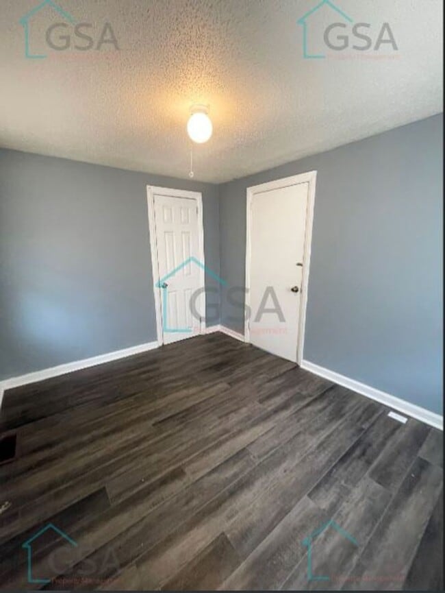 Foto del edificio - 2 Bedroom 1 Bath MOVE IN SPECIAL 1/2 FIRST MONTHS RENT