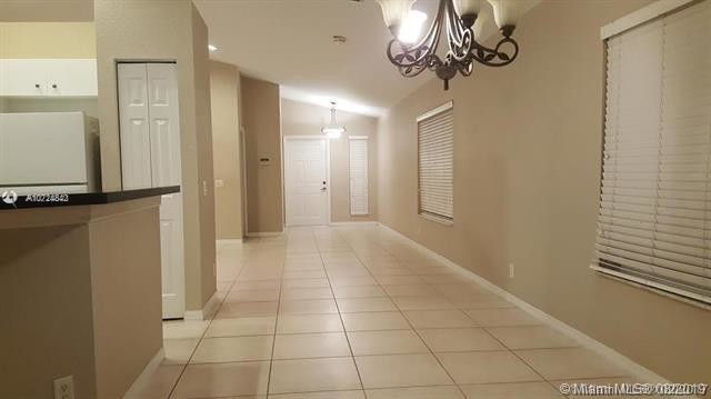 Building Photo - 1467  Sunset Way  1467