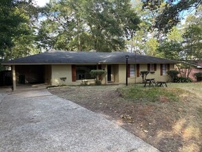 Building Photo - 3739 Marie Cook Dr