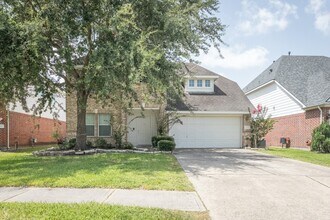 Building Photo - 13619 Northpointe Ridge Ln