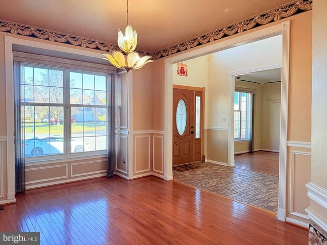 Foto del edificio - 15 Moonlight Ct