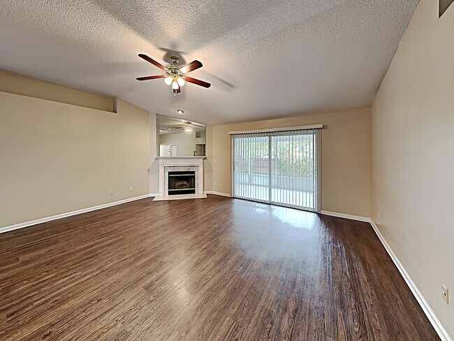 Building Photo - 7537 Plantation Club Drive