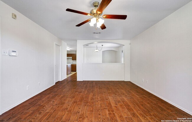Foto del edificio - 10603 N Shaenridge