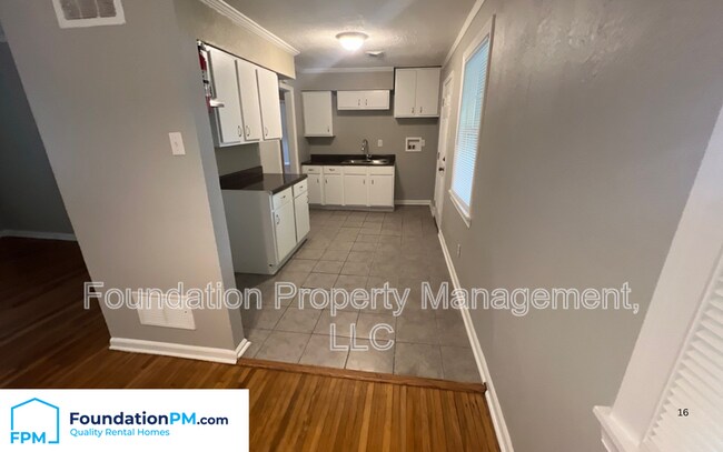 Foto del edificio - 4004 Ridgedale St