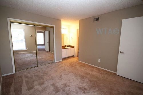 Building Photo - 5230 Thunder Creek Rd
