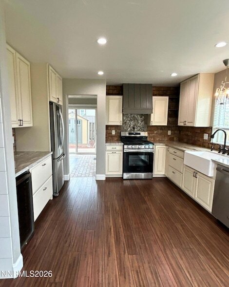 Foto del edificio - 2205 Stowe Dr