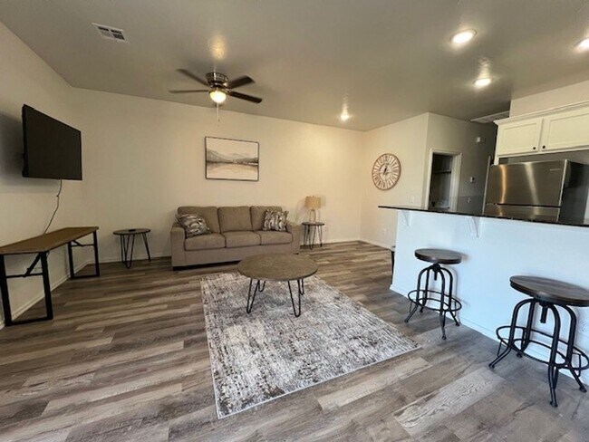 Foto del edificio - 1212 SW Oklahoma Ave