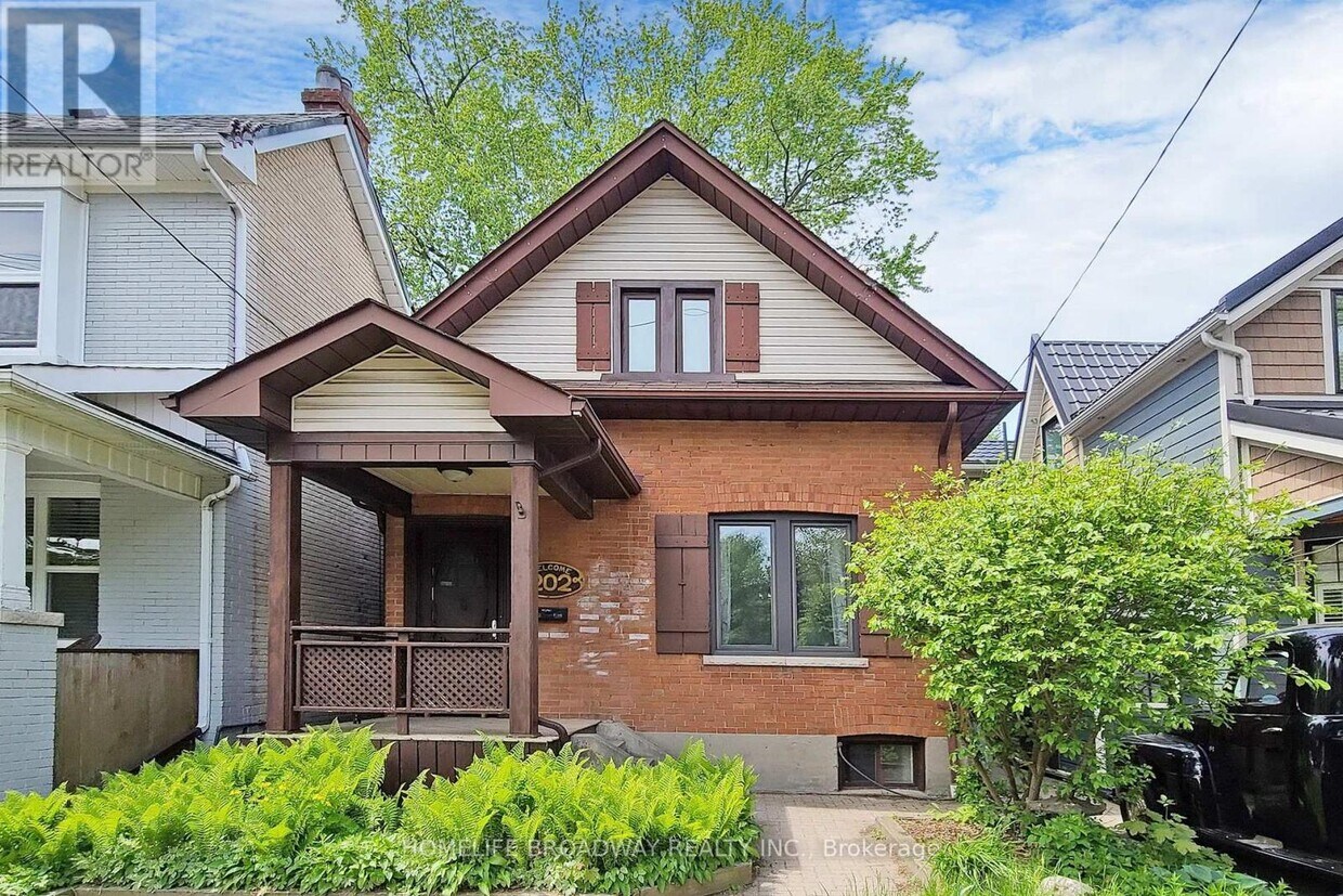 Photo principale - 202 Scarborough Rd