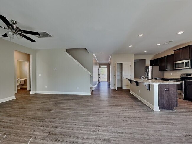 Foto del edificio - 3713 Massey Ridge Ct