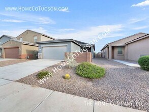 Building Photo - 11868 W Charismatic Dr