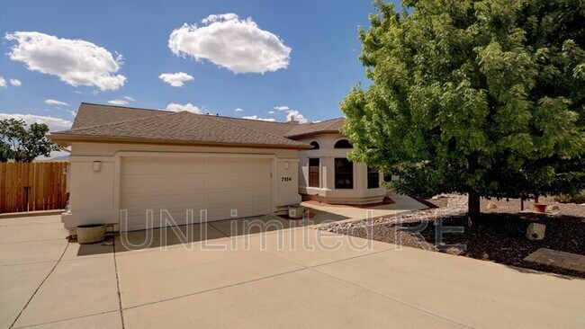 Building Photo - 7154 Pinnacle Pass Dr
