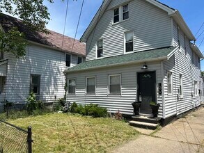 Building Photo - 1079 E 68th St