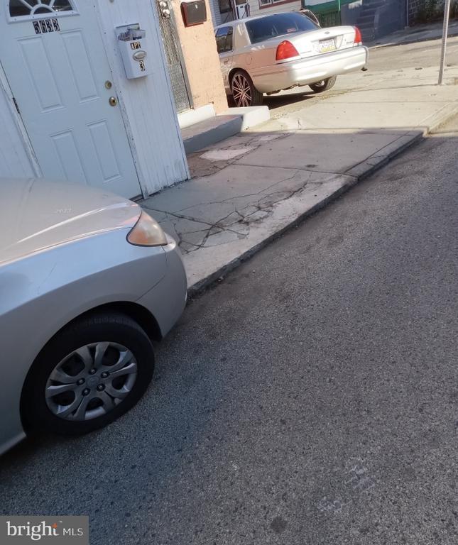 Foto del edificio - 5633 Elliott St