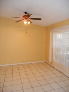 Foto del edificio - 658 Bryan Terrace Dr