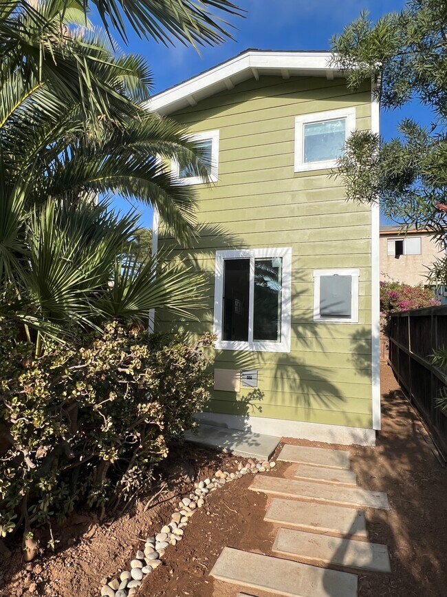 Building Photo - 4457 Estrella Ave