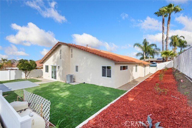 Building Photo - 30421 Bear River Dr