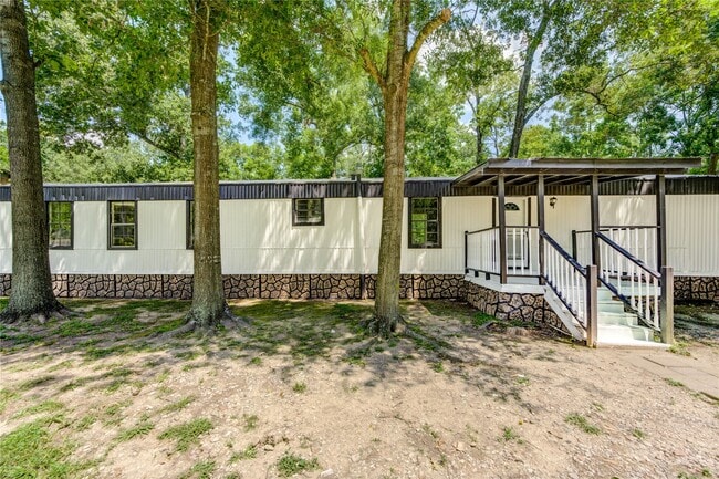 Building Photo - 26342 Hunters Trail