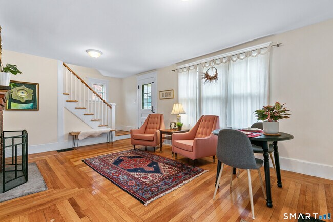 Foto del edificio - 53 Turner Ave