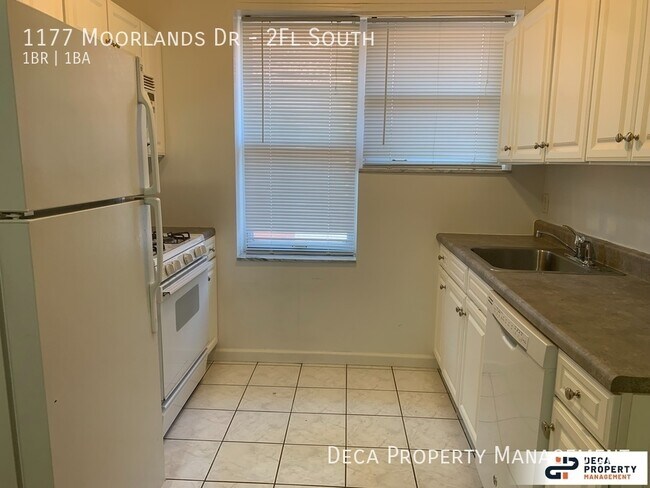 Foto del edificio - 1 Bedroom Apartment