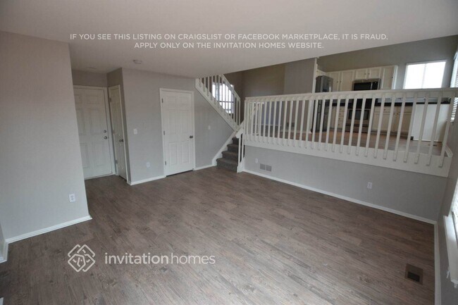 Foto del edificio - 8665 Rosebud Pl