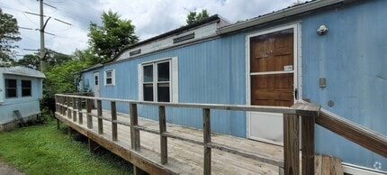 Building Photo - 1014 Willow Street Pike