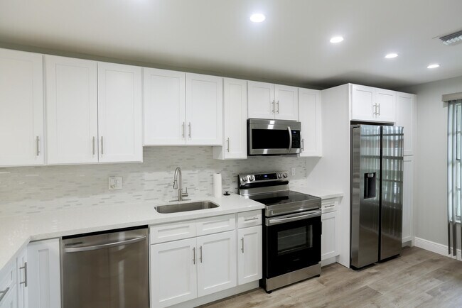 Foto del edificio - 1640 NW 18th Ave