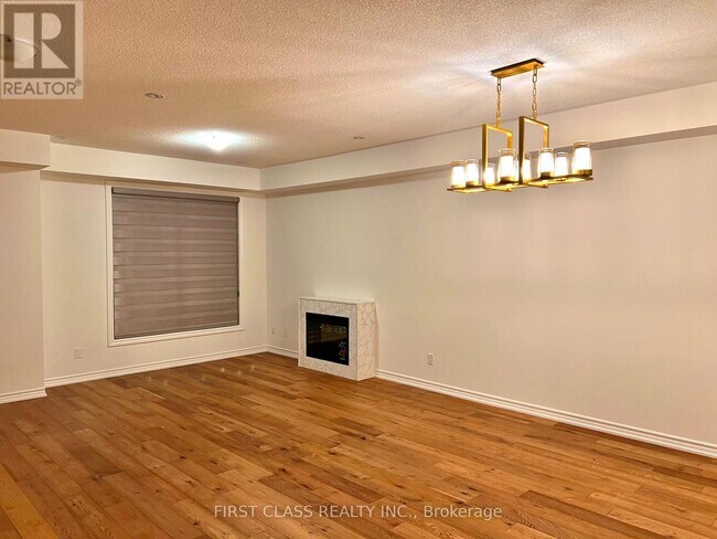 Building Photo - 277 Buchanan Dr