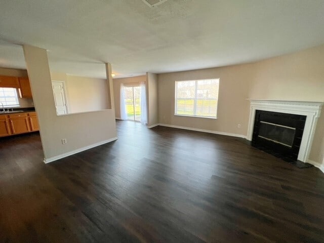 Foto del edificio - 6116 Trillium Woods Ct